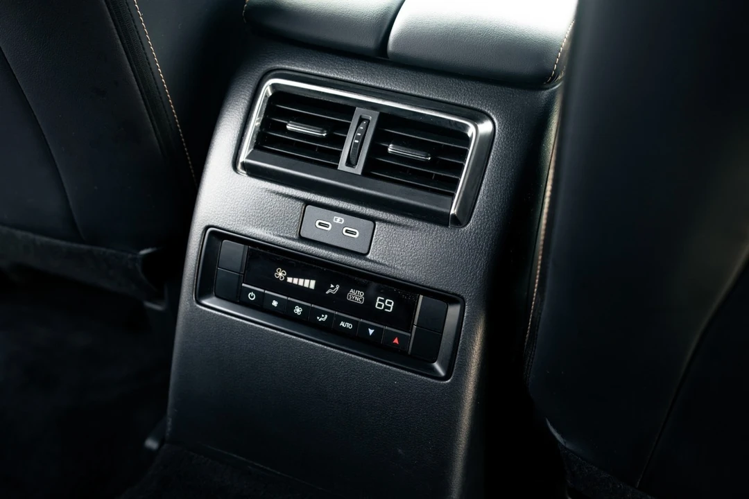2024 Mazda CX-90 - Image 27 of 31
