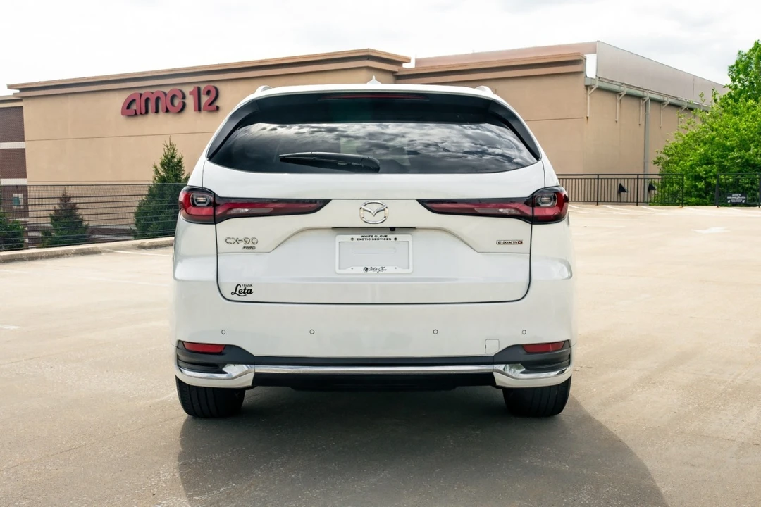 2024 Mazda CX-90 - Image 8 of 31