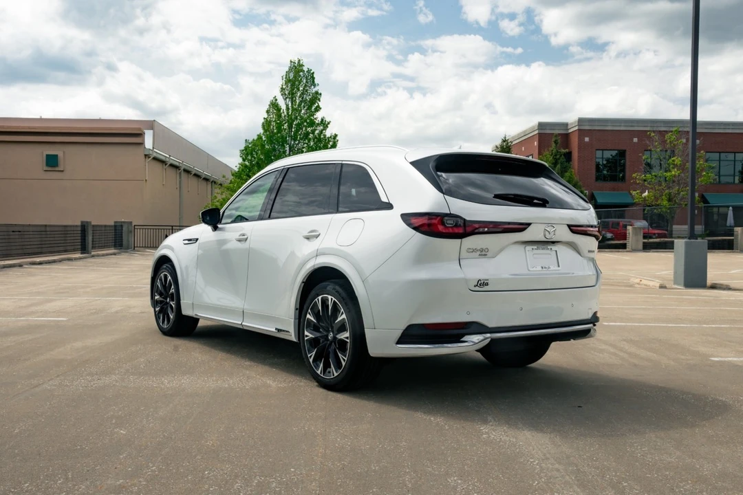 2024 Mazda CX-90 - Image 12 of 31