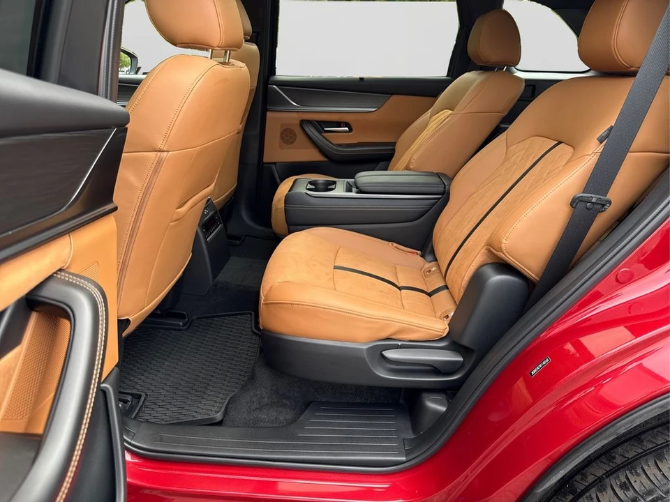 2024 Mazda CX-90 - Image 10 of 12