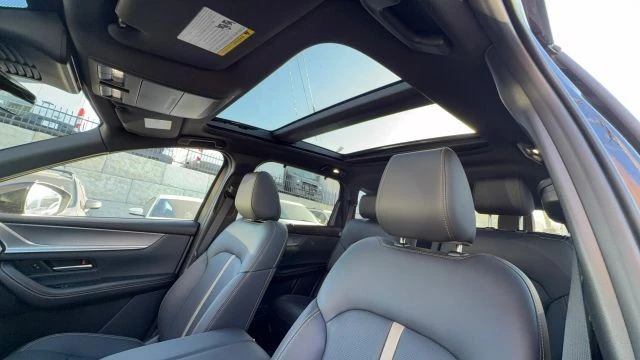 2024 Mazda CX-90 - Image 23 of 31