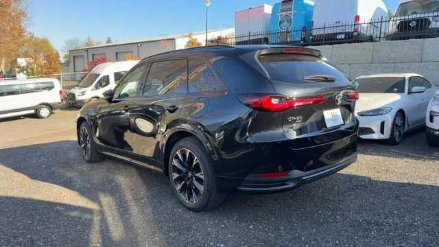2024 Mazda CX-90 - Image 4 of 31