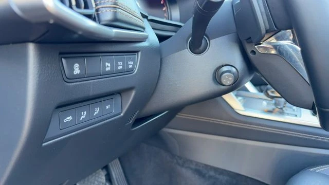 2024 Mazda CX-90 - Image 17 of 31