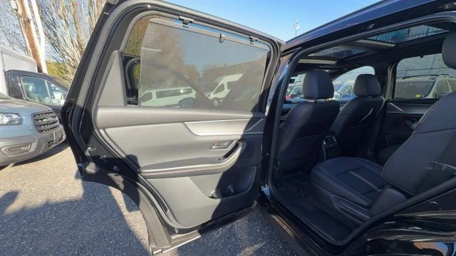 2024 Mazda CX-90 - Image 26 of 31