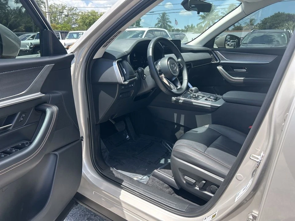 2024 Mazda CX-90 - Image 11 of 12