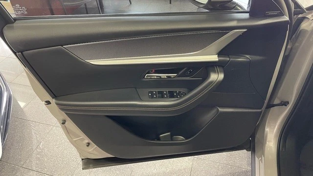 2024 Mazda CX-90 - Image 23 of 31