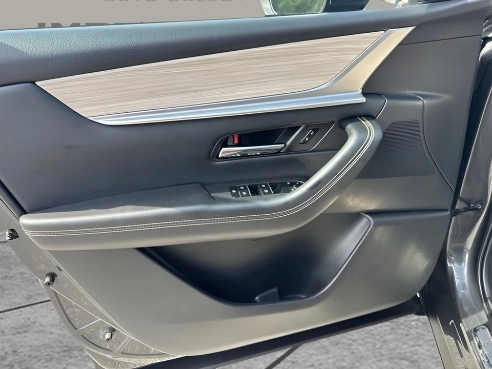 2024 Mazda CX-90 - Image 26 of 31
