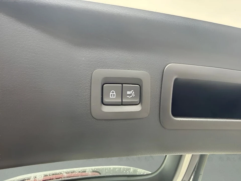 2024 Mazda CX-90 - Image 19 of 24