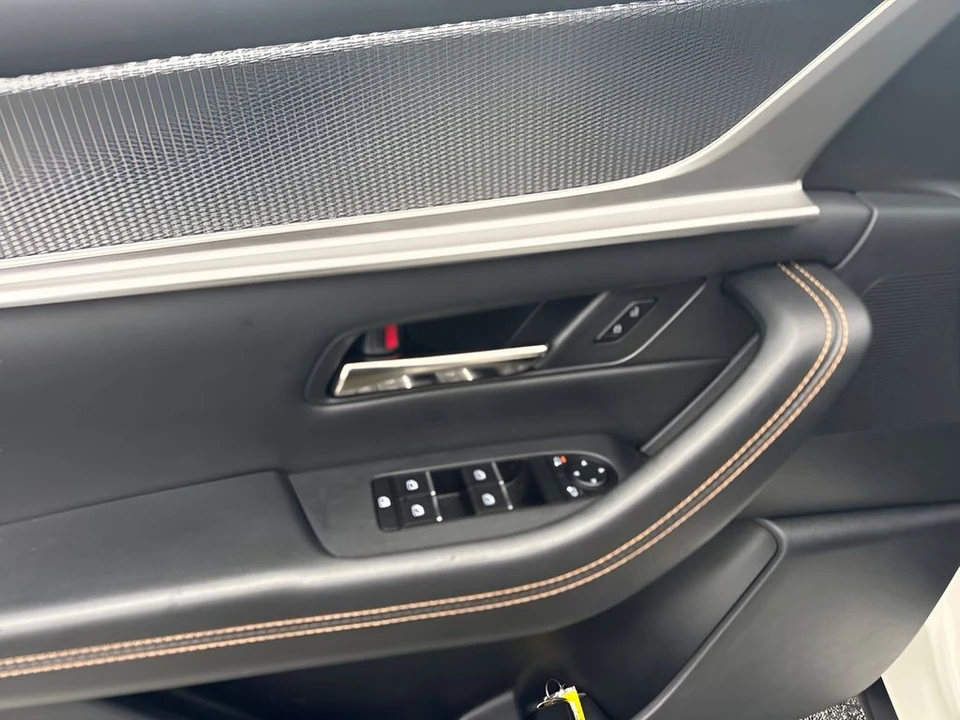 2024 Mazda CX-90 - Image 17 of 24
