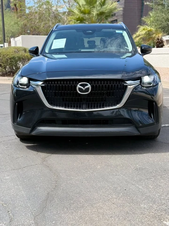 2024 Mazda CX-90 - Image 2 of 10