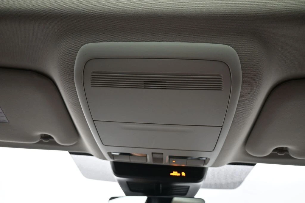 2024 Mazda CX-90 - Image 18 of 31
