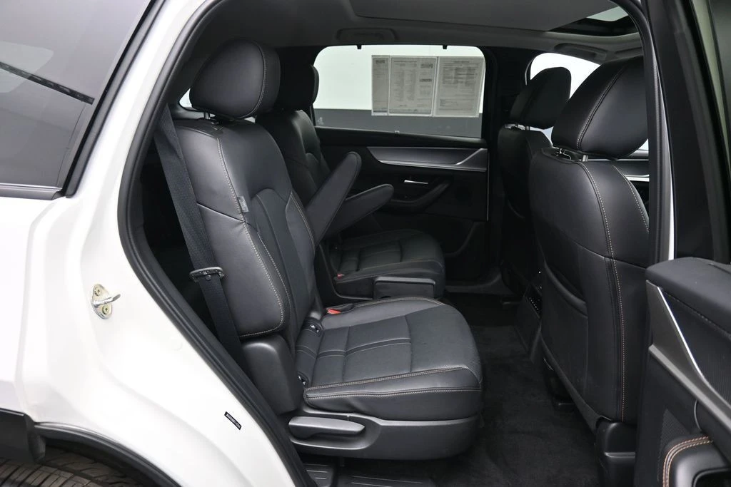 2024 Mazda CX-90 - Image 27 of 31