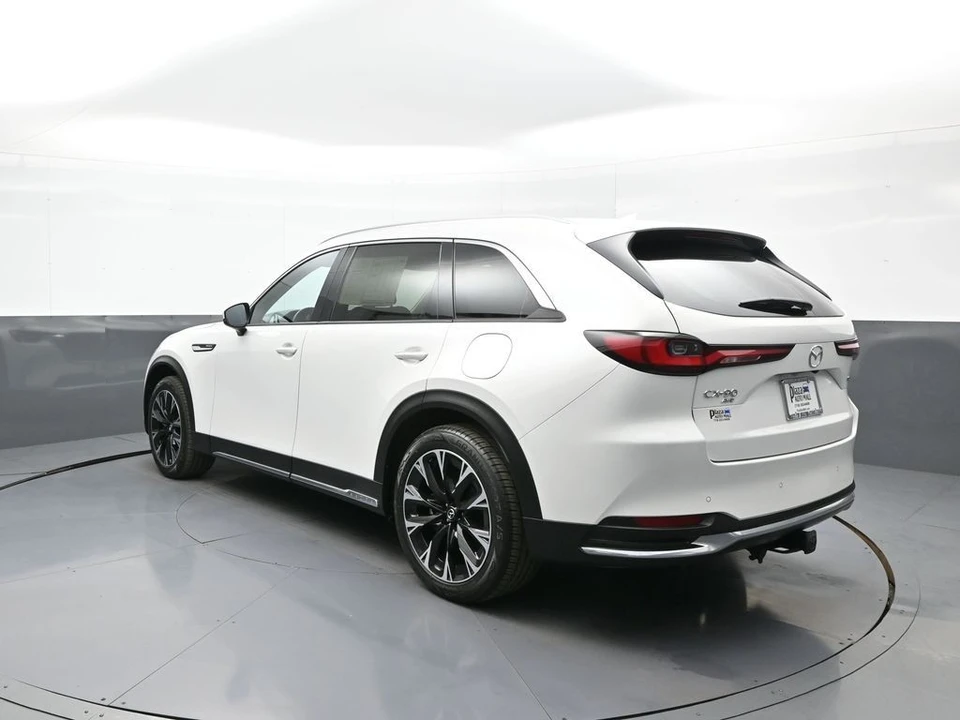 2024 Mazda CX-90 - Image 8 of 31
