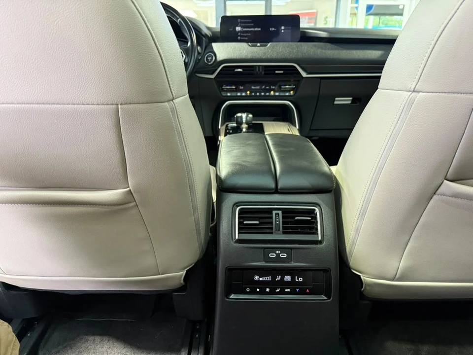 2024 Mazda CX-90 - Image 26 of 31