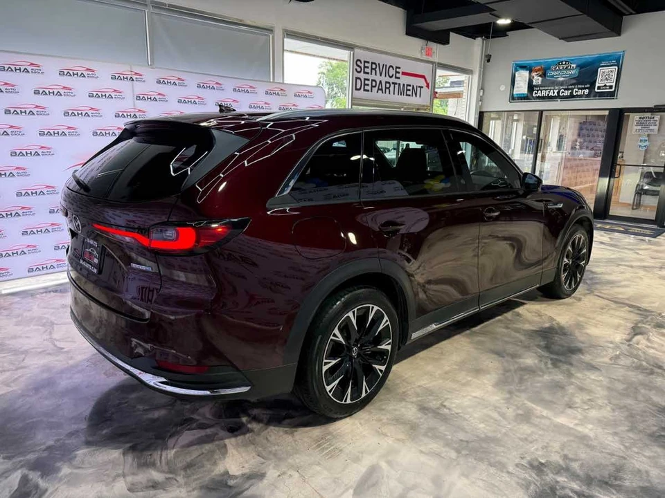2024 Mazda CX-90 - Image 8 of 31