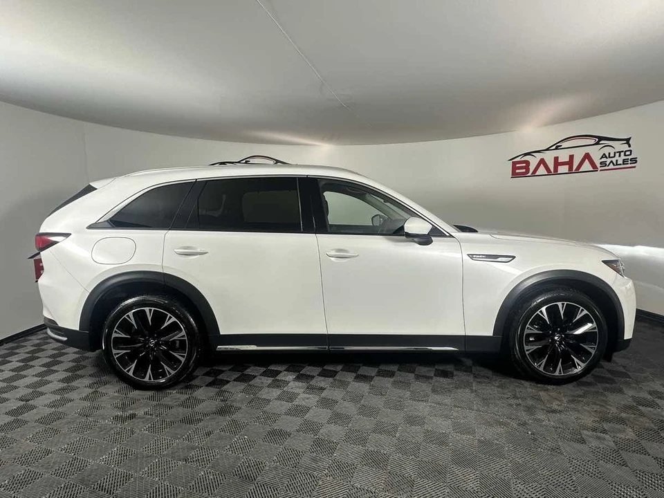 2024 Mazda CX-90 - Image 10 of 21
