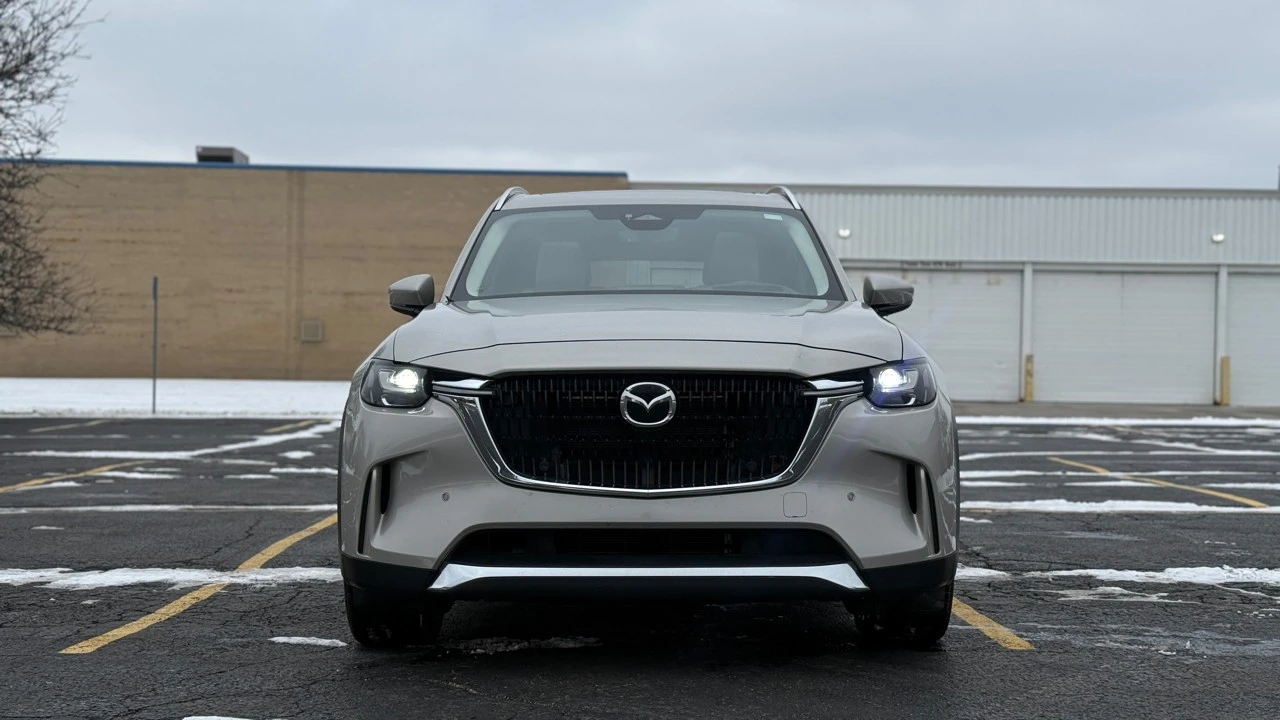 2024 Mazda CX-90 - Image 2 of 21