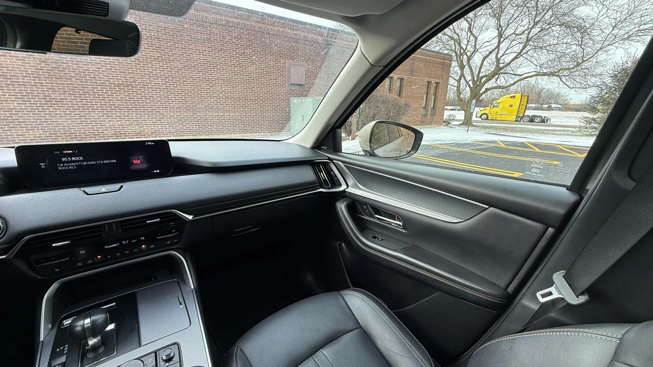 2024 Mazda CX-90 - Image 19 of 21