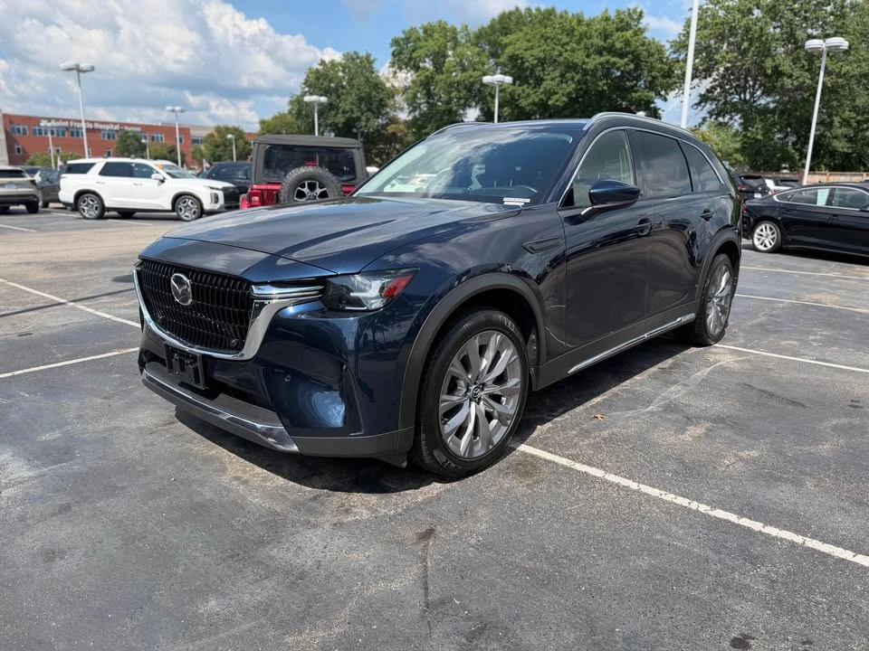 2024 Mazda CX-90 - Image 2 of 10