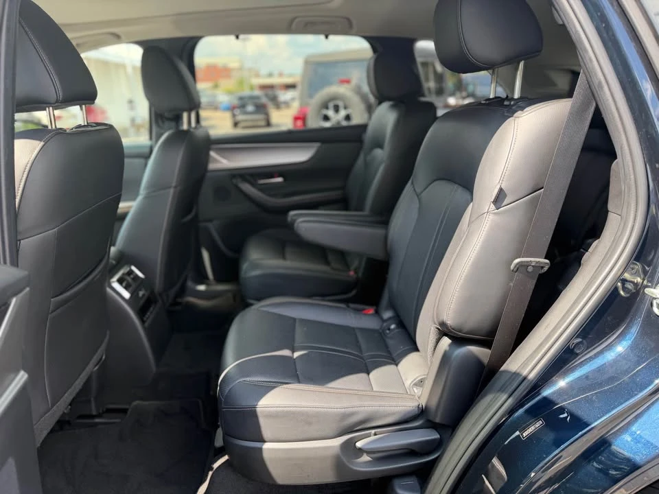 2024 Mazda CX-90 - Image 8 of 10