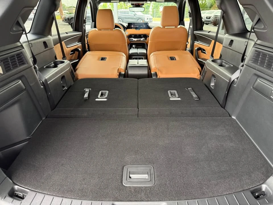 2024 Mazda CX-90 - Image 20 of 21
