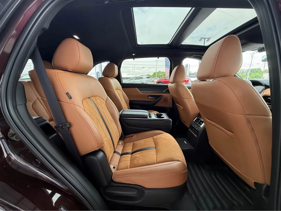 2024 Mazda CX-90 - Image 15 of 21