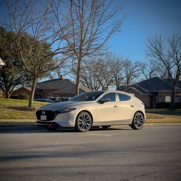 2024 Mazda Mazda3 2.5 S Preferred Hatchback
