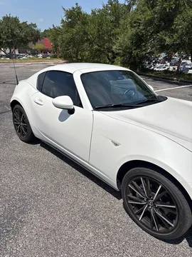 2024 Mazda MAZDA MX-5 Miata RF Grand Touring Convertible 2D
