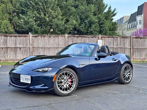 2024 Mazda MX-5 Club Convertible 2D