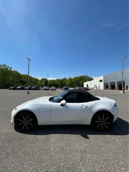 2024 Mazda ND MX-5 Miata - Image 4 of 17
