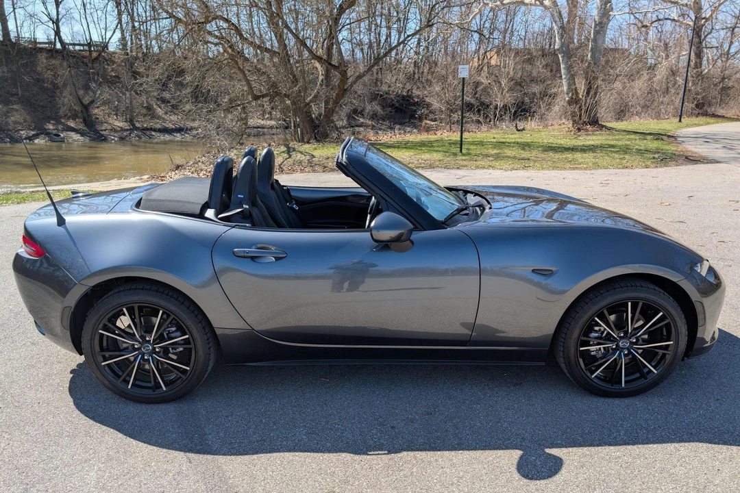 2024 Mazda ND MX-5 Miata - Image 3 of 31