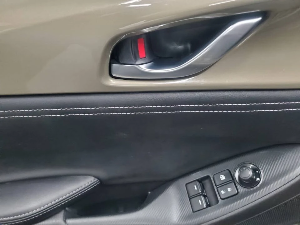 2024 Mazda ND MX-5 Miata - Image 10 of 17
