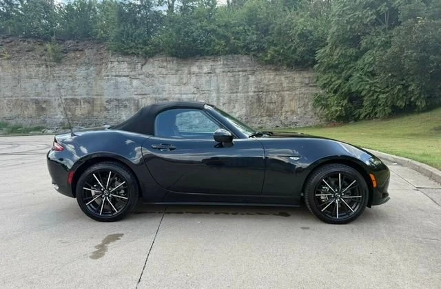 2024 Mazda ND MX-5 Miata - Image 10 of 20