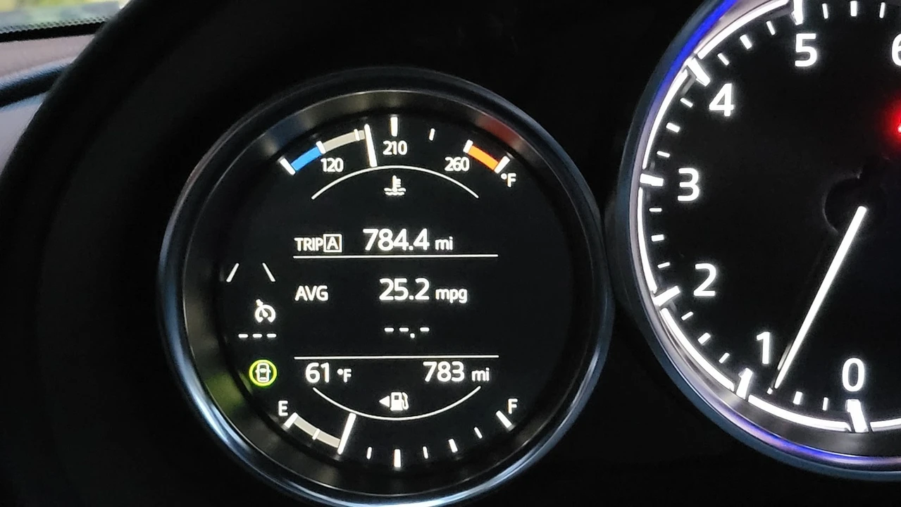 2024 Mazda ND MX-5 Miata - Image 16 of 21