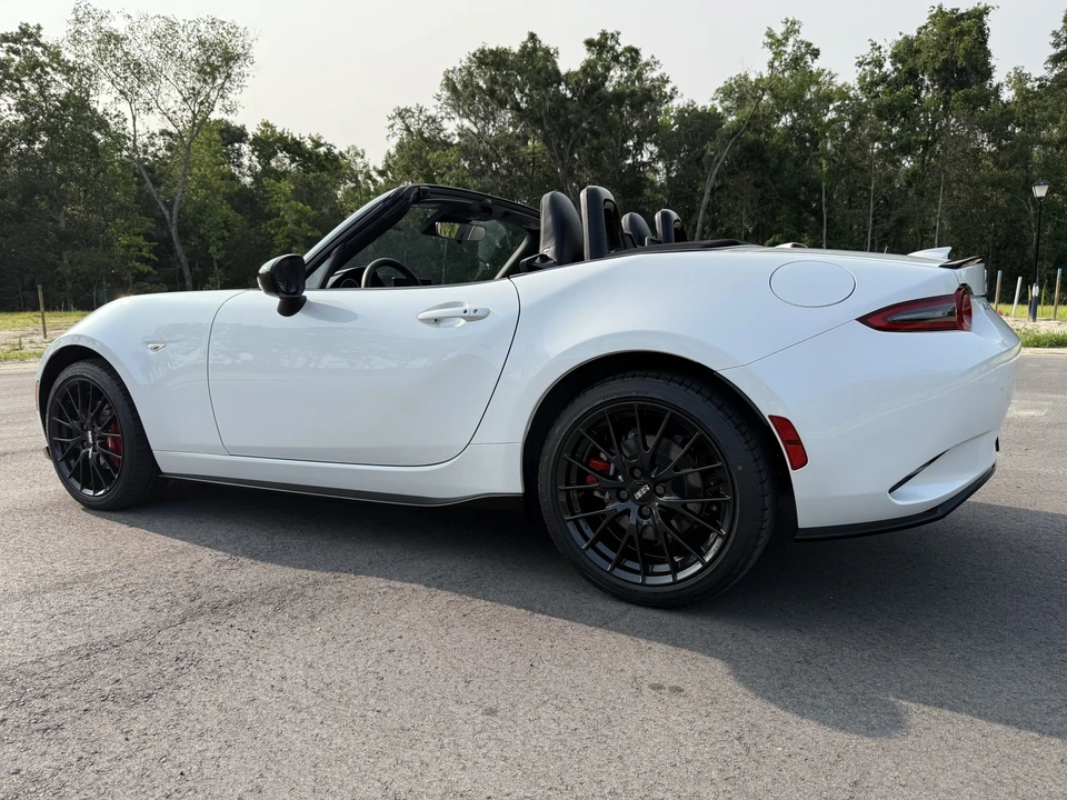 2024 Mazda ND MX-5 Miata - Image 9 of 31