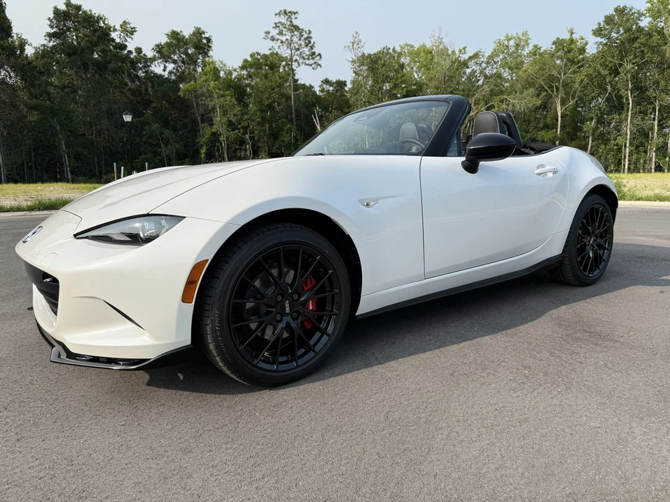 2024 Mazda ND MX-5 Miata - Image 6 of 31