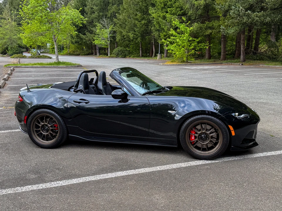 2024 Mazda ND MX-5 Miata - Image 12 of 31