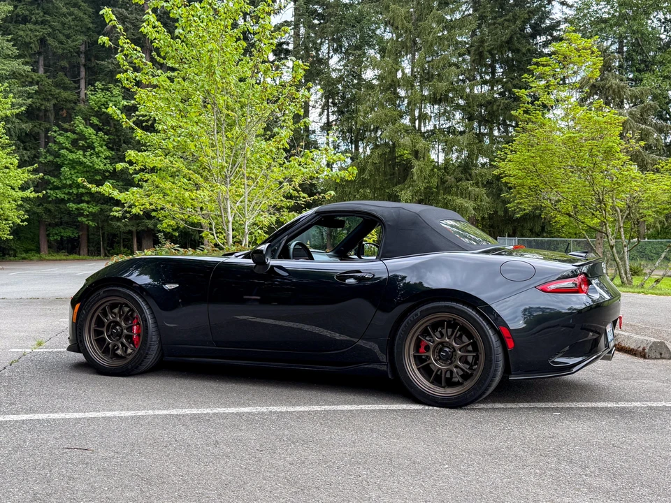 2024 Mazda ND MX-5 Miata - Image 16 of 31