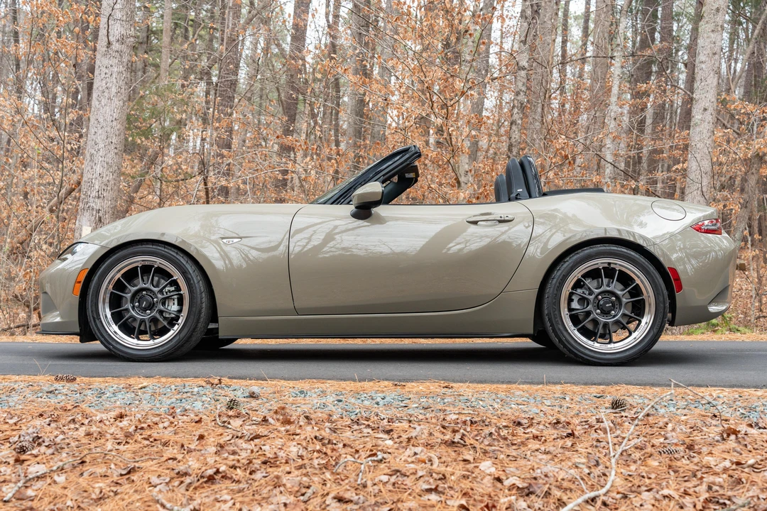 2024 Mazda ND MX-5 Miata - Image 9 of 31