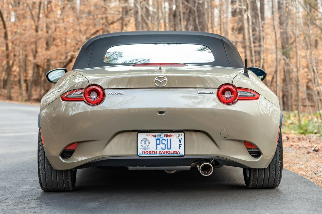 2024 Mazda ND MX-5 Miata - Image 18 of 31