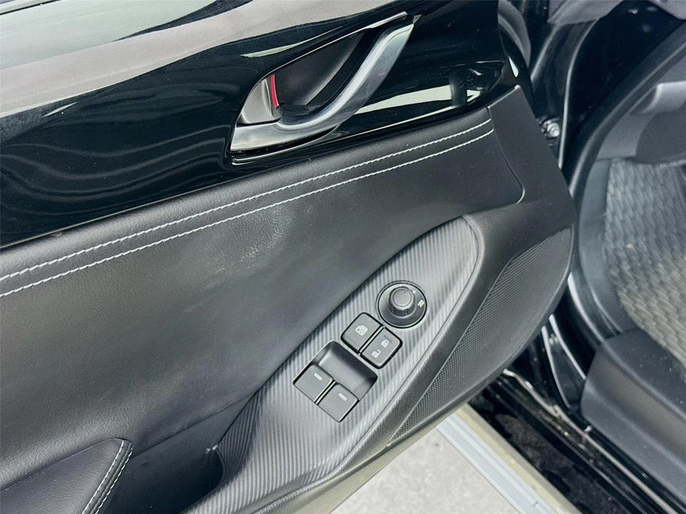 2024 Mazda ND MX-5 Miata - Image 10 of 14
