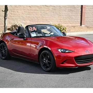 2024 Mazda MX-5 Miata Sport Convertible