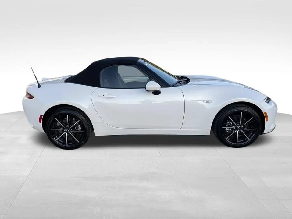 2024 Mazda ND MX-5 Miata - Image 4 of 10
