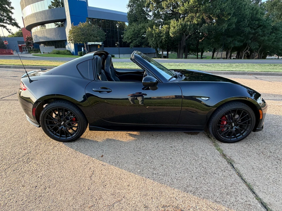 2024 Mazda ND MX-5 Miata - Image 12 of 31