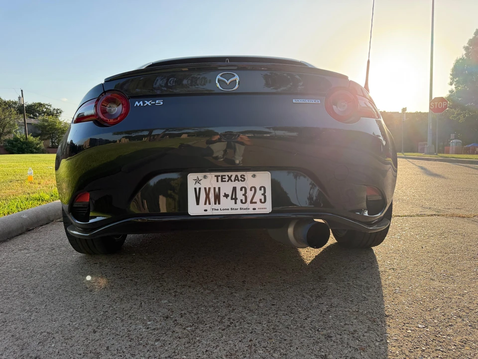 2024 Mazda ND MX-5 Miata - Image 9 of 31
