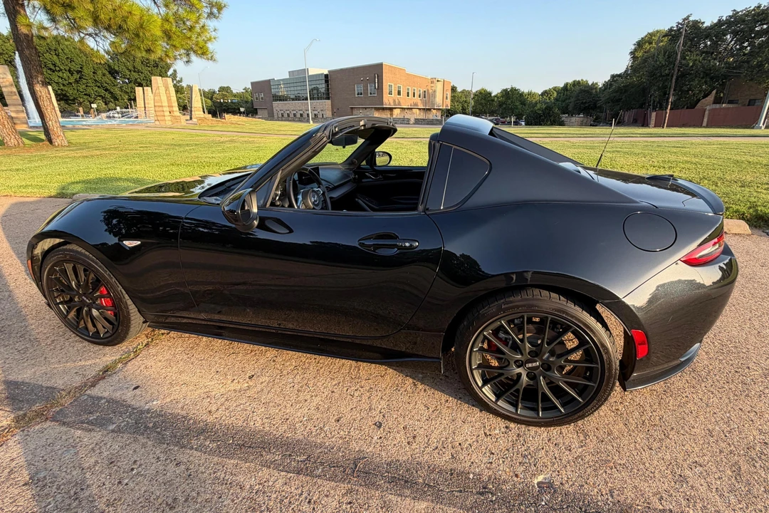 2024 Mazda ND MX-5 Miata - Image 4 of 31