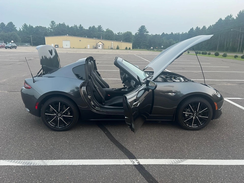 2024 Mazda ND MX-5 Miata - Image 23 of 31