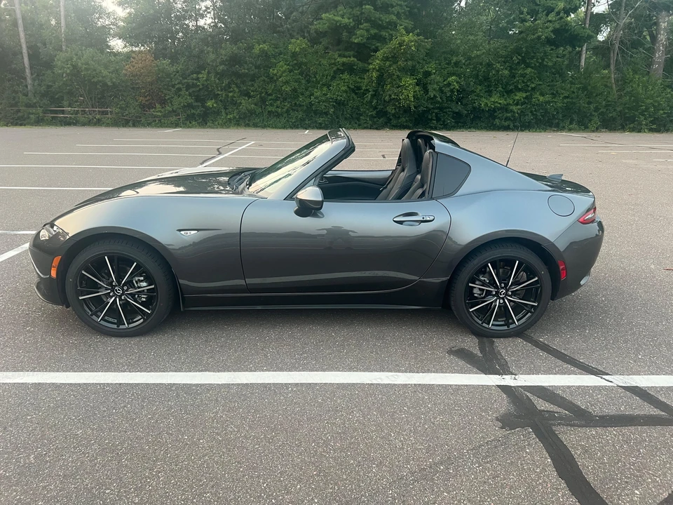 2024 Mazda ND MX-5 Miata - Image 9 of 31