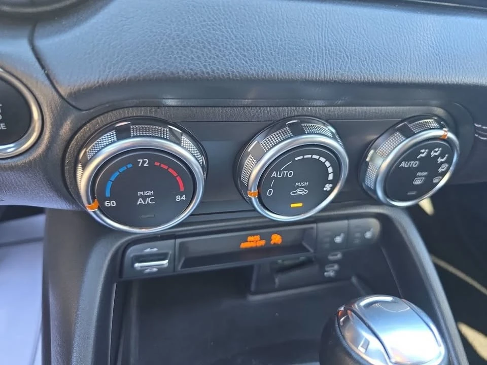 2024 Mazda ND MX-5 Miata - Image 14 of 17