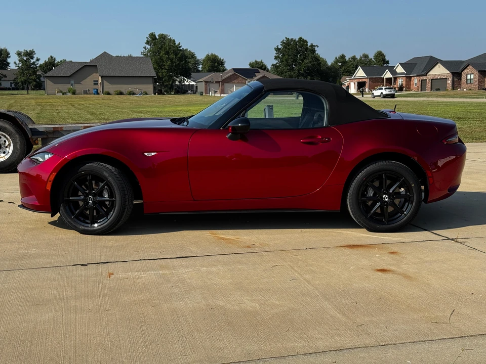 2024 Mazda ND MX-5 Miata - Image 11 of 31